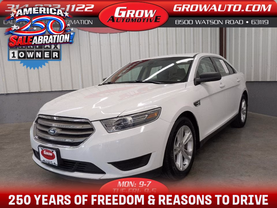 2019 Ford Taurus SE FWD's photo