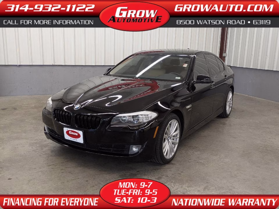 2011 BMW 5 Series 550i xDrive Sedan's photo